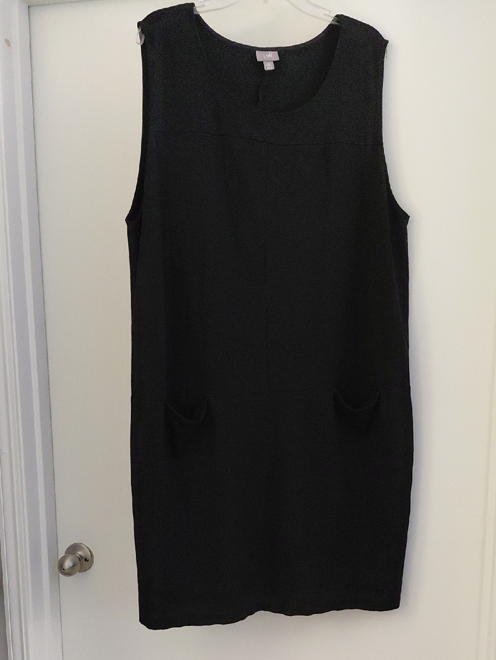 J. Jill Black Sleeveless Shift Dress with Front Pockets